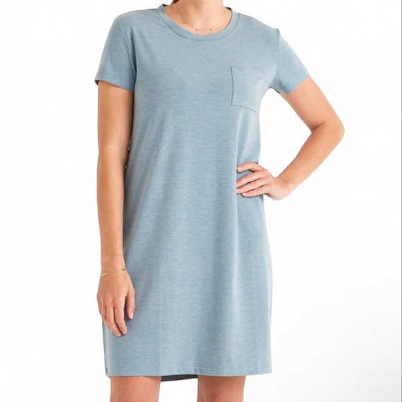 Free Fly Apparel Dresses & Skirts - FREE FLY Bamboo Flex Pocket Dress Heather Coastal Sage UPF 50 Quick-Dry Soft | M